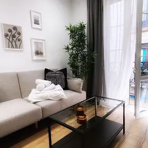 Ronda Con Balcon Casco Viejo , Bilbao España